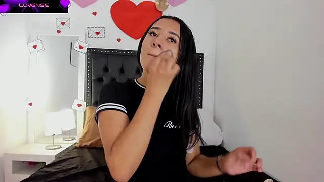 ScarlettVell online show from 02/18/26, 06:59