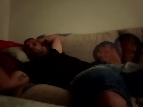 Snapshot of Feistysausage chatting on 10/08/25, 08:28 Feistysausage online show from 10/08/25, 08:28