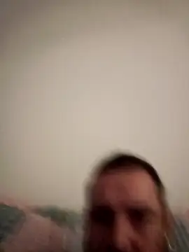 Snapshot of Feistysausage chatting on 10/17/25, 12:25 Feistysausage online show from 10/17/25, 12:25