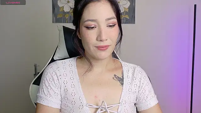 Eliih 01 online show from 02/12/26, 02:45