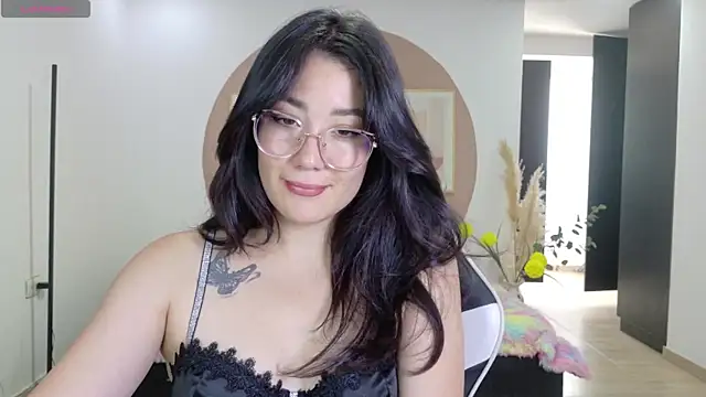 Snapshot of Eliih_01 chatting on 07/16/26, 06:58 Eliih 01 online show from 07/16/26, 06:58