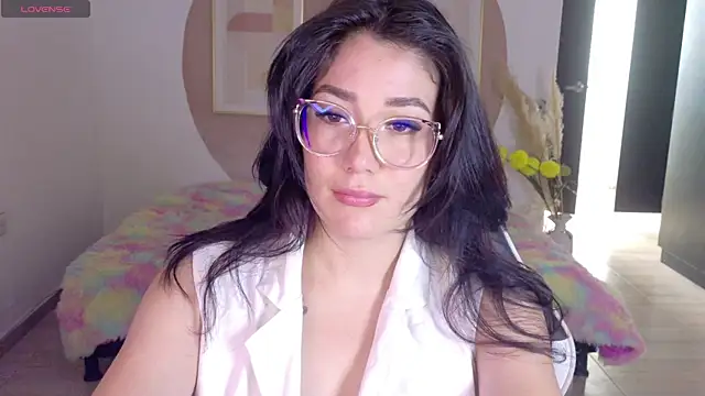 Snapshot of Eliih_01 chatting on 07/24/26, 02:15 Eliih 01 online show from 07/24/26, 02:15