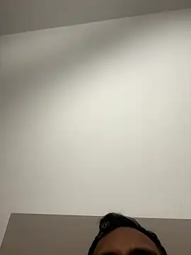 Snapshot of Madu0999 chatting on 11/10/25, 05:45 Madu0999 online show from 11/10/25, 05:45