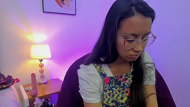 bravepetunia online show from 11/24/25, 02:06