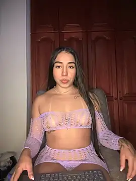 KaditaNavarro online show from 09/23/25, 12:24