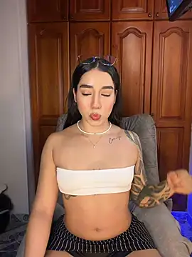 KaditaNavarro online show from 03/16/26, 11:20