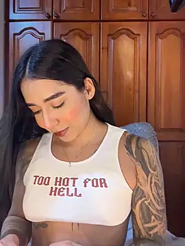 KaditaNavarro online show from 04/08/26, 11:05