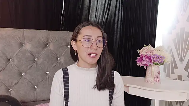 Ginevra esposito online show from 09/17/25, 12:51