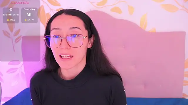 Ginevra esposito online show from 03/18/26, 01:03