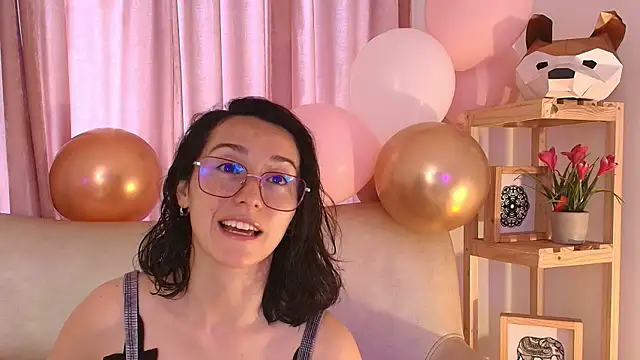 Ginevra esposito online show from 04/13/26, 01:16