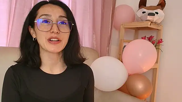 Ginevra esposito online show from 04/16/26, 12:39