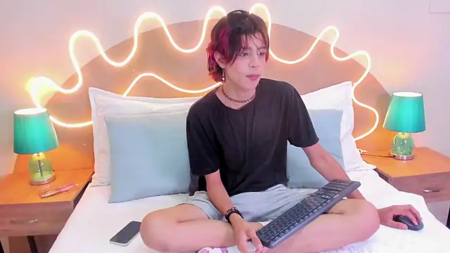 Dan Copers online show from 10/04/25, 02:04