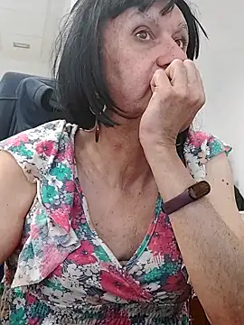 Emily de Carla online show from 04/23/26, 02:08