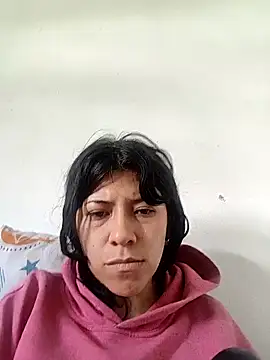 Snapshot of Raven_Rouge_ chatting on 09/24/25, 01:14 Raven Rouge  online show from 09/24/25, 01:14