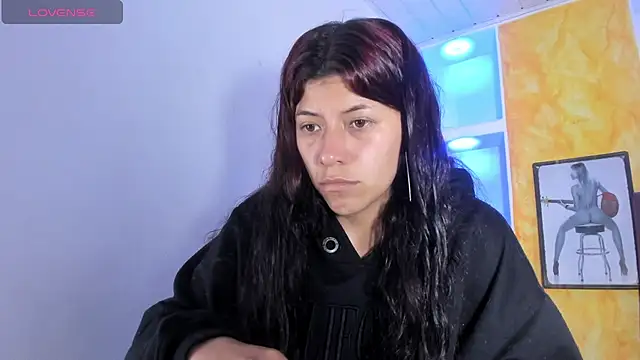 Raven Rouge  online show from 01/15/26, 08:12