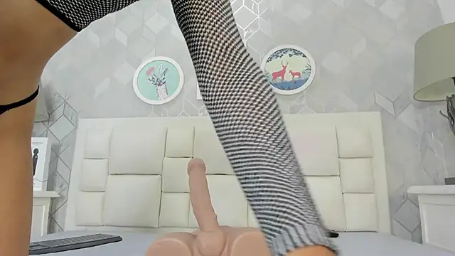 naia cox online show from 10/11/25, 03:50