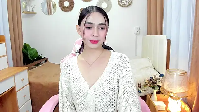 Snapshot of joyfulmartinaa chatting on 09/25/25, 04:21 joyfulmartinaa online show from 09/25/25, 04:21