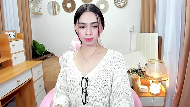 Snapshot of joyfulmartinaa chatting on 09/27/25, 11:26 joyfulmartinaa online show from 09/27/25, 11:26