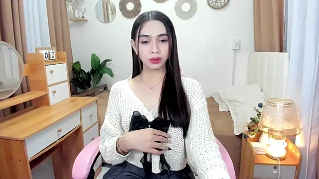 Snapshot of joyfulmartinaa chatting on 10/01/25, 03:18 joyfulmartinaa online show from 10/01/25, 03:18
