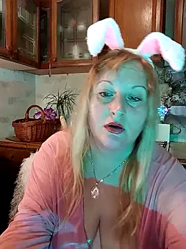 XHelenaX90 online show from 04/03/26, 06:28