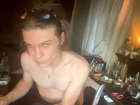 XanderOzzz online show from 10/02/25, 02:02