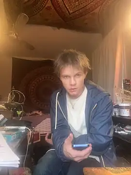 XanderOzzz online show from 11/21/25, 09:24