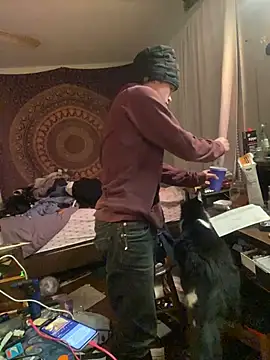 XanderOzzz online show from 11/29/25, 09:34