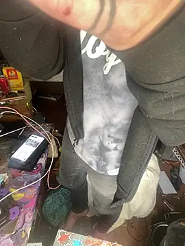 XanderOzzz online show from 02/17/26, 08:48