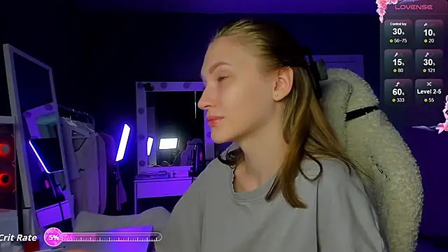 Ammi bliss online show from 10/11/25, 03:17