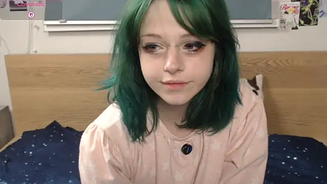 triplebakaaa online show from 10/17/25, 06:43