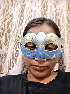 Snapshot of rimasharma_10 chatting on 09/18/25, 10:45 rimasharma 10 online show from 09/18/25, 10:45