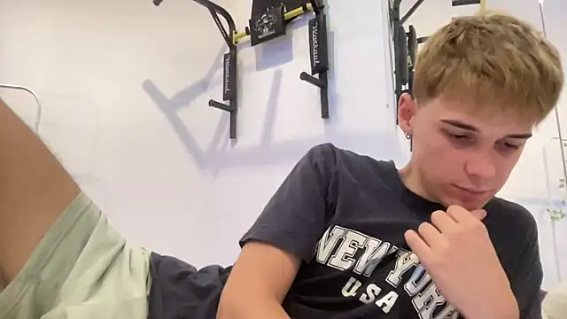 Milk Guy online show from 09/14/25, 04:17