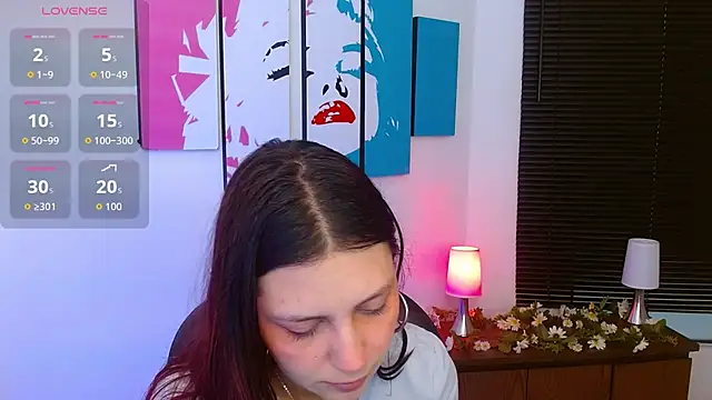 AlanaGarcia19 online show from 11/20/25, 11:43