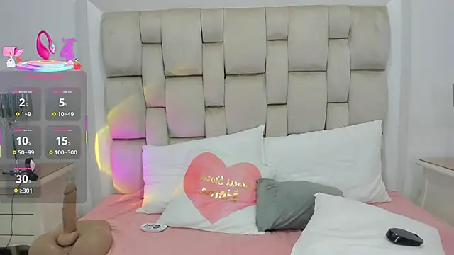 ValerieSoto online show from 12/20/25, 07:32