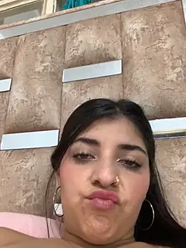 Isaa-Sweet online show from 09/11/25, 05:24