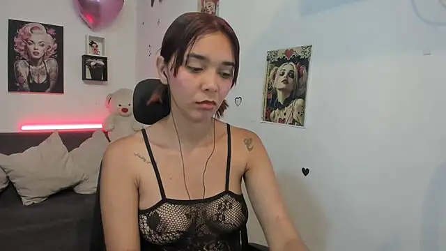 Snapshot of anastasia_tuya chatting on 04/21/26, 01:42 anastasia tuya online show from 04/21/26, 01:42