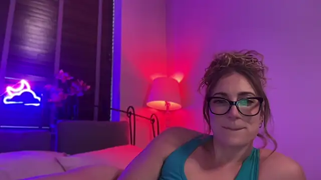 Snapshot of MistresssX chatting on 10/01/25, 06:36 MistresssX online show from 10/01/25, 06:36