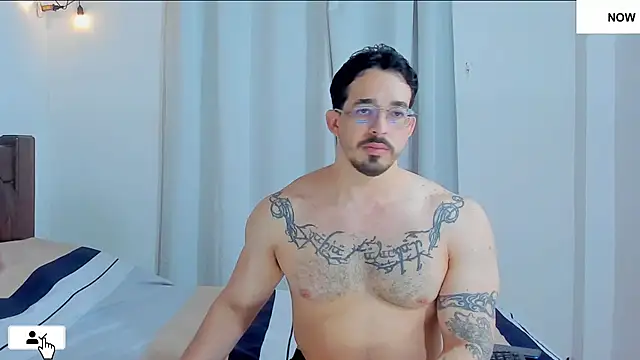 Hunter Hoott online show from 04/24/26, 05:10