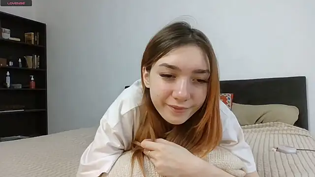 Snapshot of RedheadMisty chatting on 10/06/25, 08:12 RedheadMisty online show from 10/06/25, 08:12