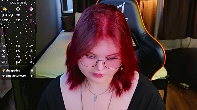 fillisfox  online show from 02/07/26, 10:30