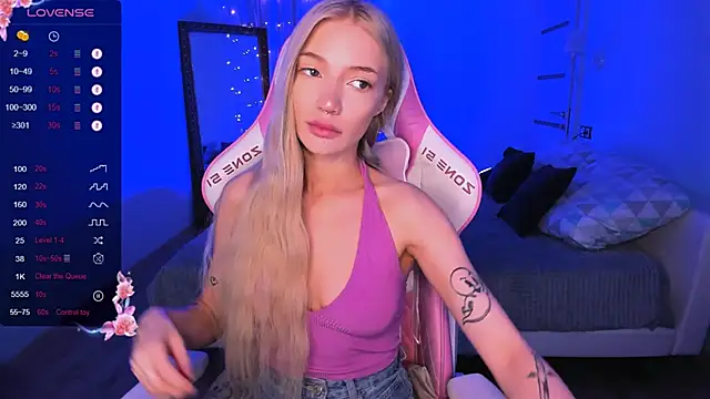 AnyaTaylor  online show from 09/14/25, 01:38