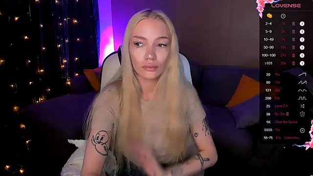 AnyaTaylor  online show from 11/21/25, 02:54