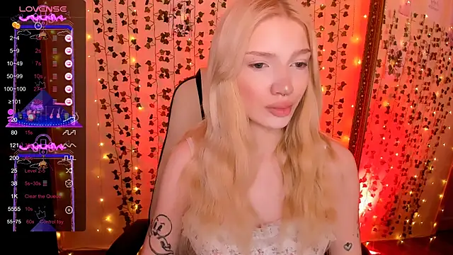 AnyaTaylor  online show from 03/17/26, 02:16