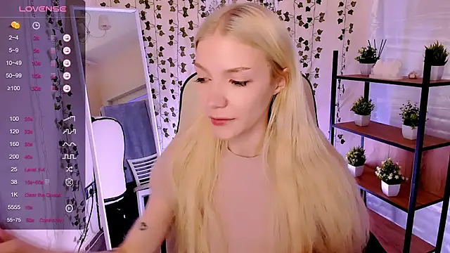 Snapshot of AnyaTaylor_ chatting on 06/04/26, 02:17 AnyaTaylor online show from 06/04/26, 02:17