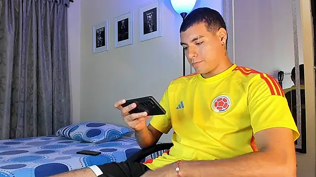 TeamPorn 19 online show from 11/20/25, 03:39