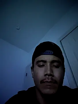 Snapshot of ernin2865 chatting on 10/28/25, 09:57 ernin2865 online show from 10/28/25, 09:57