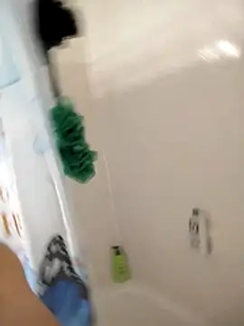 ernin2865 online show from 03/19/26, 02:26