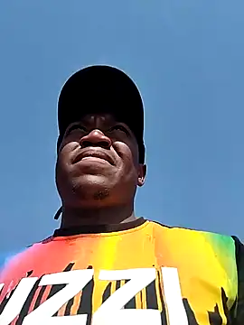 Snapshot of shebeshid chatting on 10/09/25, 06:44 shebeshid online show from 10/09/25, 06:44