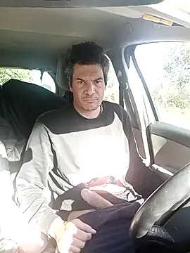 twitshe online show from 10/06/25, 01:30