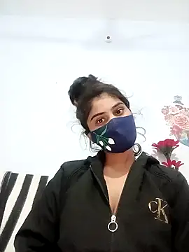 Hot-Soniya733 online show from 01/08/26, 11:34